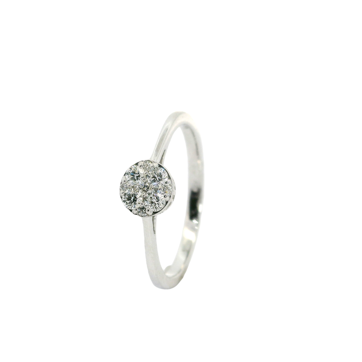 Elegant Silver Ring with Sparkling Center